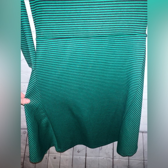 the limited green & black striped long sleeve dress size S - Picture 7 of 11